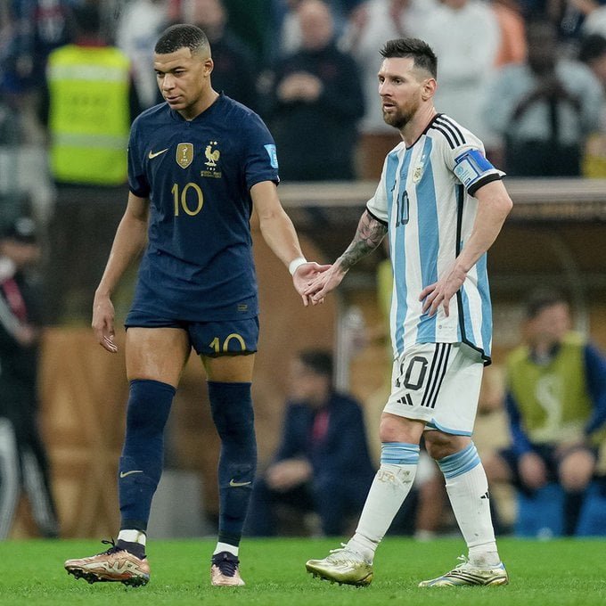 Argentina wins 4 - 2 on penalties against France