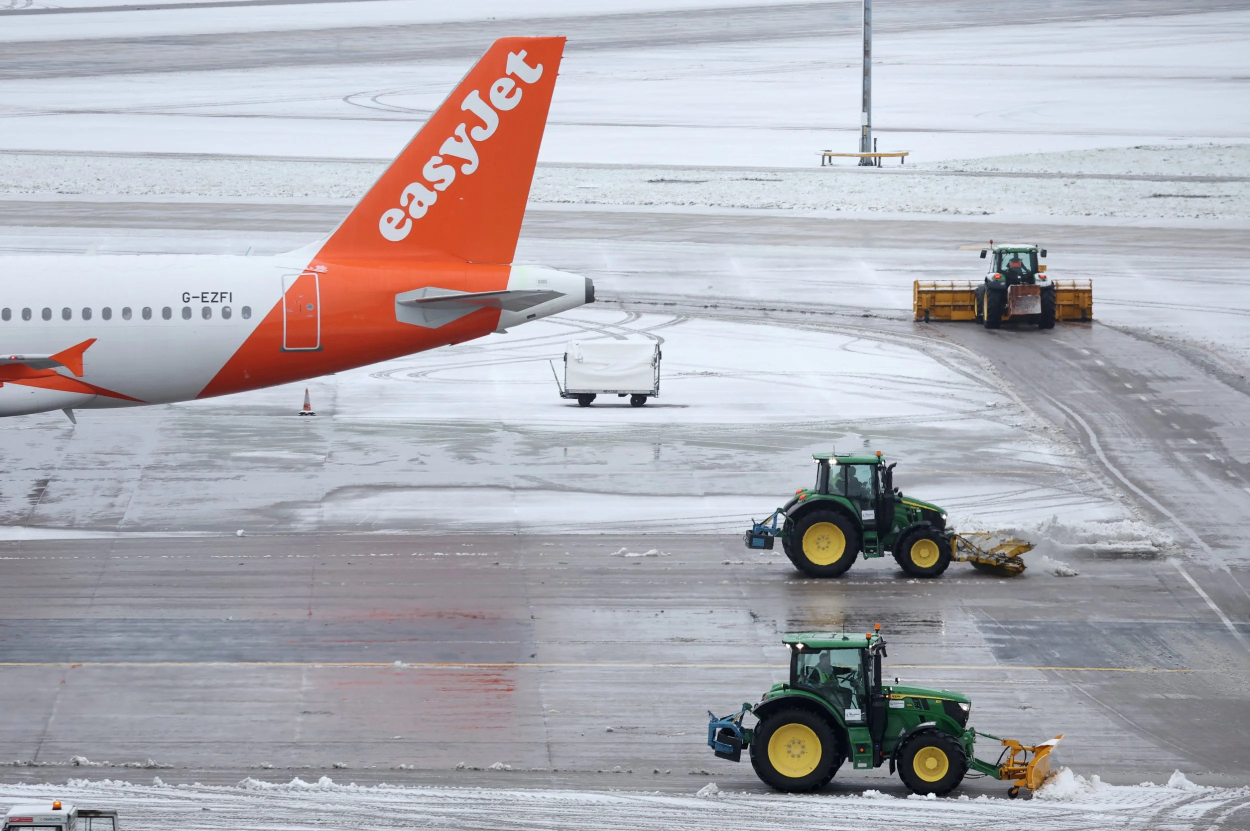 Flights grounded due to snow