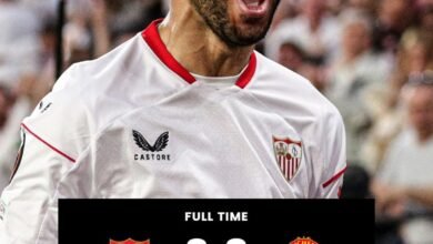 Sevilla 3 - 0 Manchester United