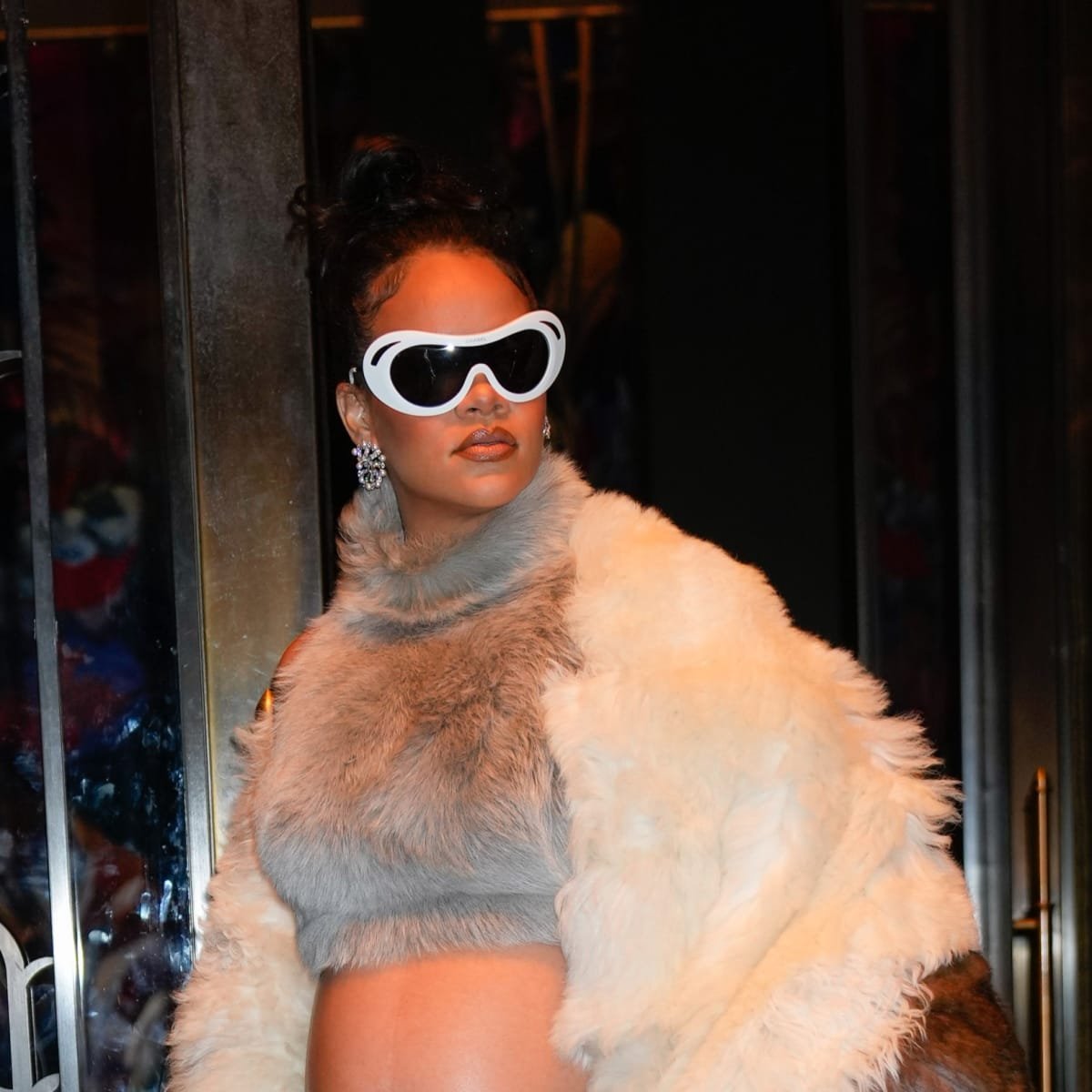 Rihanna -Louis Vuitton Campaign