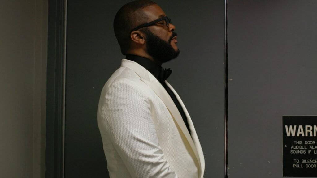 Tyler Perry Interview Tyler Perry breaks down on The View, struggles to finish interview ...