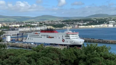 Manx ferry officers